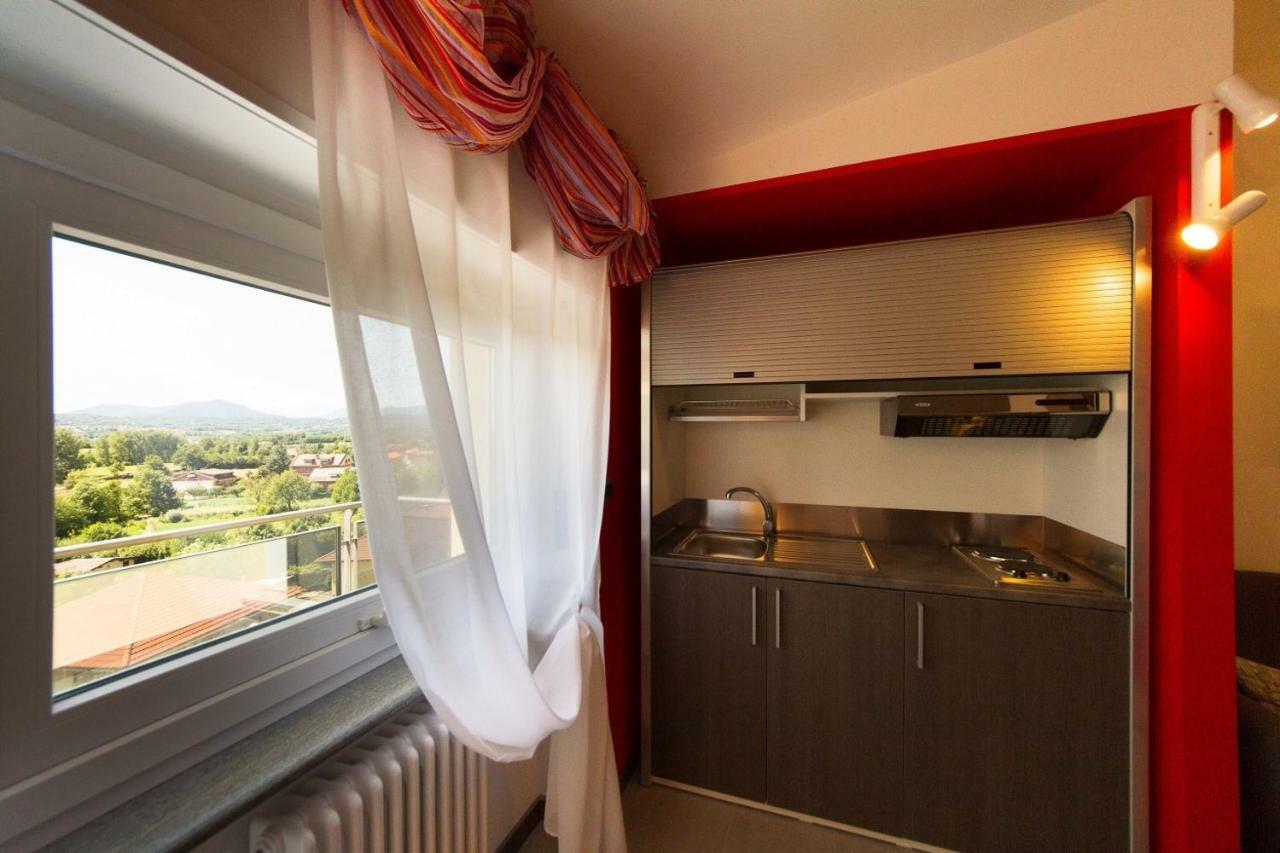 Residence Le Betulle Executive Caselette Екстер'єр фото